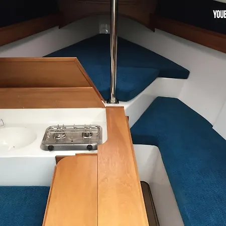 Hotel en barco Vrs - 21ft Boatel Afurada *